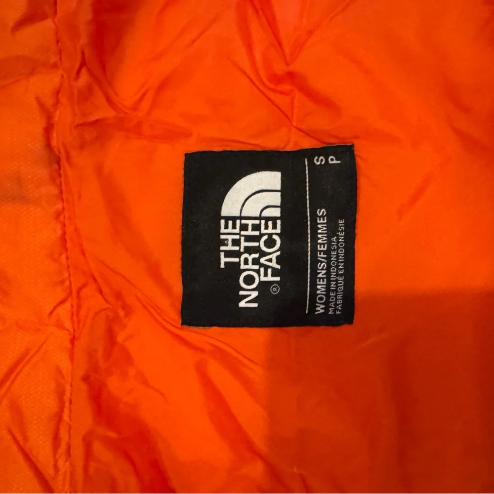 The North Face Women's Purple Jacket with Orange insert XS/S - Picture 4 of 6
